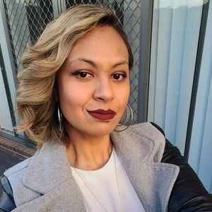 Meet your Posher, Caroline